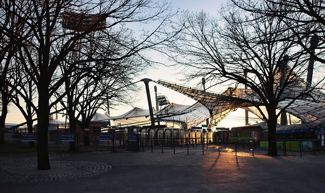 烈期待与讨 烈期待与讨